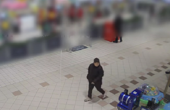 Lopott bankkártyával fizetett egy fiatal Debrecenben