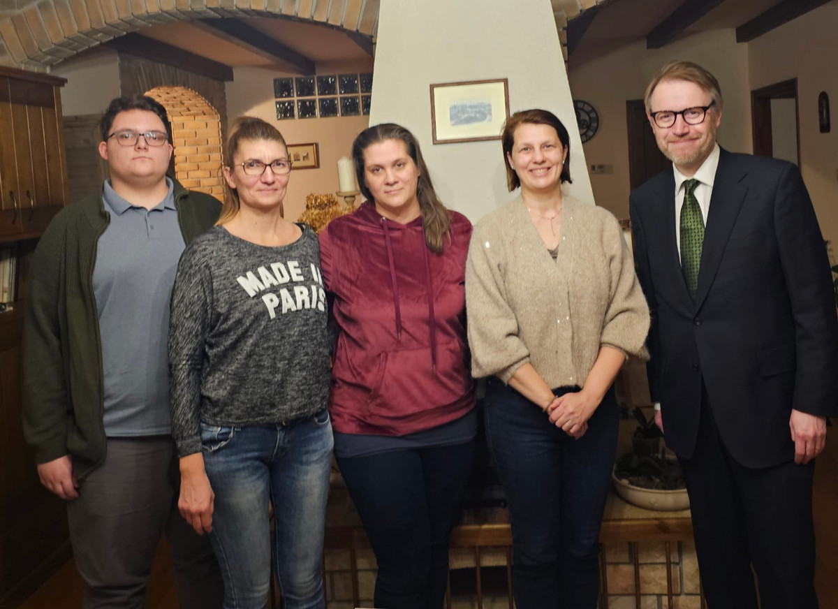 A Mikepércsi Anyákhoz is ellátogatott a brit nagykövet