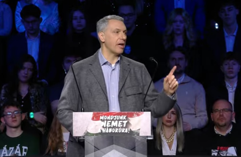 Lázár János elnézést kért