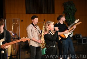 Könnyűzenész képzés Debrecenben