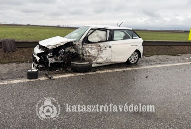 Hármas karambol történt Berettyóújfalu közelében