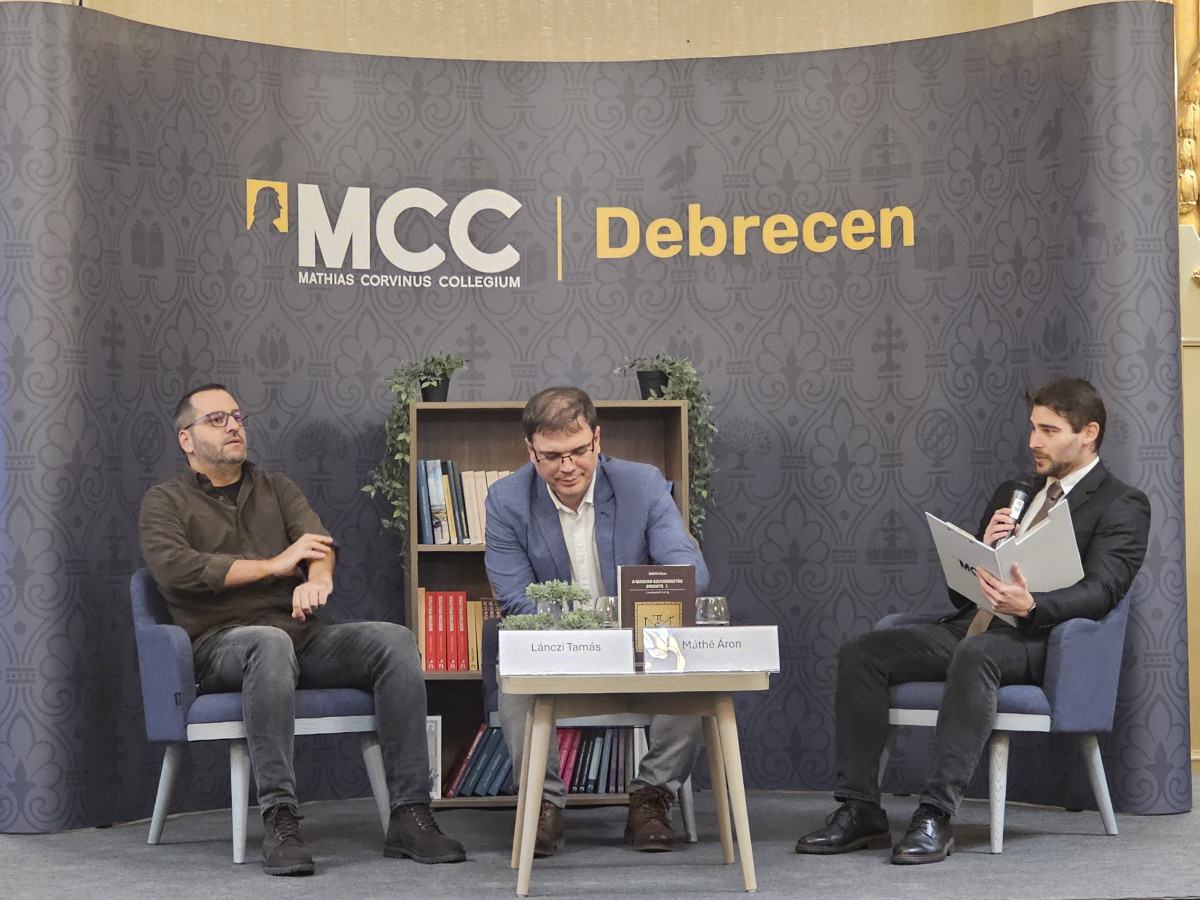 A magyar szuverenitás történelmi gyökereiről tartottak beszélgetést az MCC Debrecenben