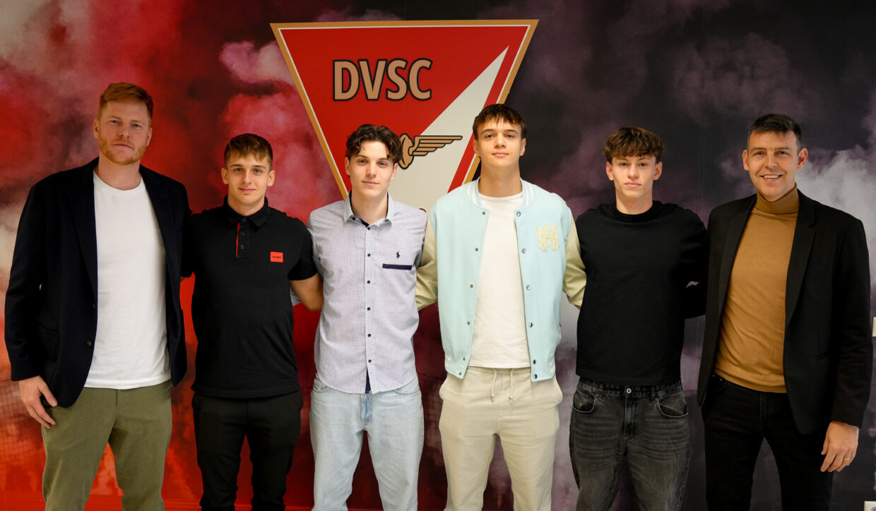 Szerződést kaptak a DVSC fiatal tehetségei
