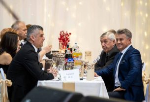 Létavértesen is bálozott Tasó László