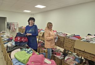 Tündérkör gyermekruha-börze Debrecenben