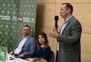 Toroczkai László lakossági fóruma Debrecenben