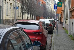 Hamarosan Debrecenben is megszűnik a kényelmi díj a mobiltelefonos parkolásnál