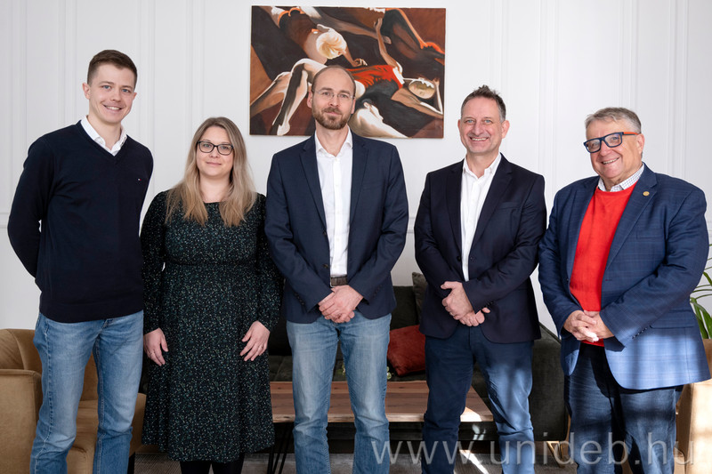 Áttörést értek el debreceni kutatók a méhlepény sejtjeivel kapcsolatban