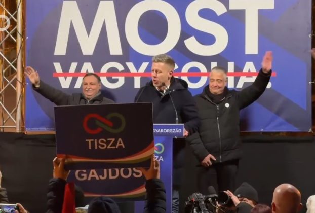 Magyar Péter, Gajdos László és Szakács Péter Lajos fóruma Nyíregyházán