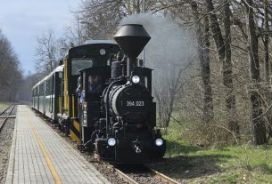 Zsuzsi vonat Debrecenben