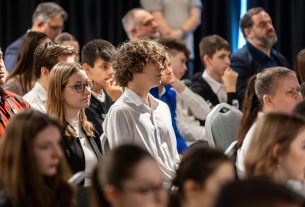 A "Tehetséges Tanulók projektmegvalósításának támogatására" kiírt pályázat díjazottjai