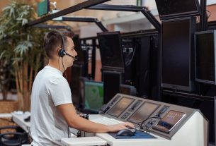 Légiforgalmi irányító