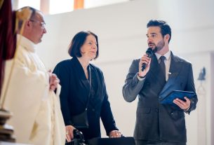 Barcsa Lajos paderborni keresztelőmedence