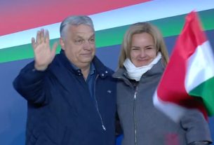 Orbán Viktor Debrecenben Széles Diánával