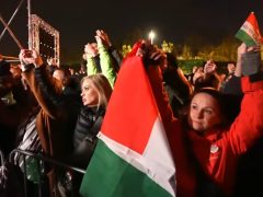 A Tisza Párt kampányzáró rendezvénye Debrecenben