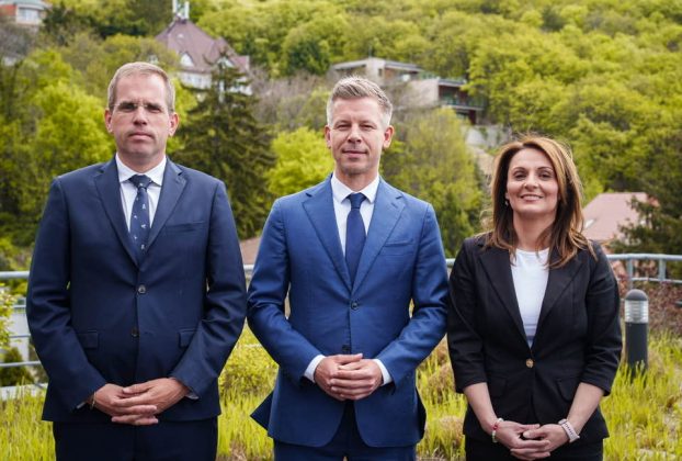 Ruff Bálint és Lőrincz Viktória - Magyar Péter újabb minisztereket jelentett be