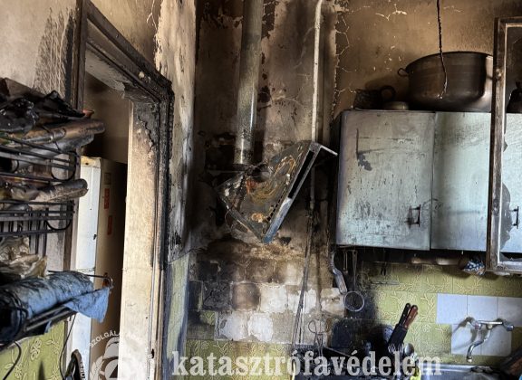 Tűz ütött ki egy nyíradonyi konyhában