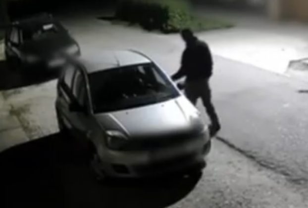 Így kötöttek el egy autót Hajdúböszörményben