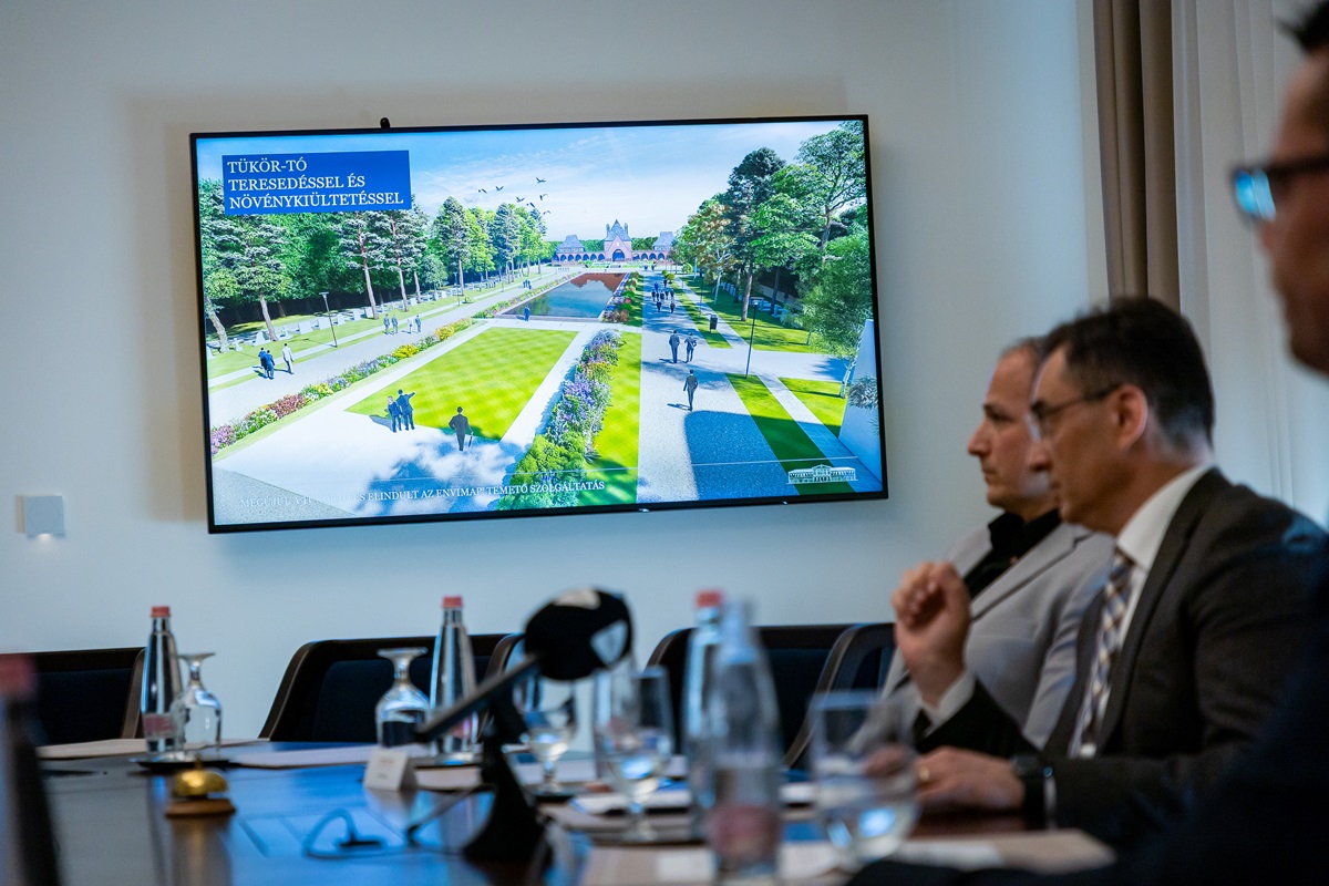 Megújul a debreceni Tükörtó és új szolgáltatás is indul a temetőben