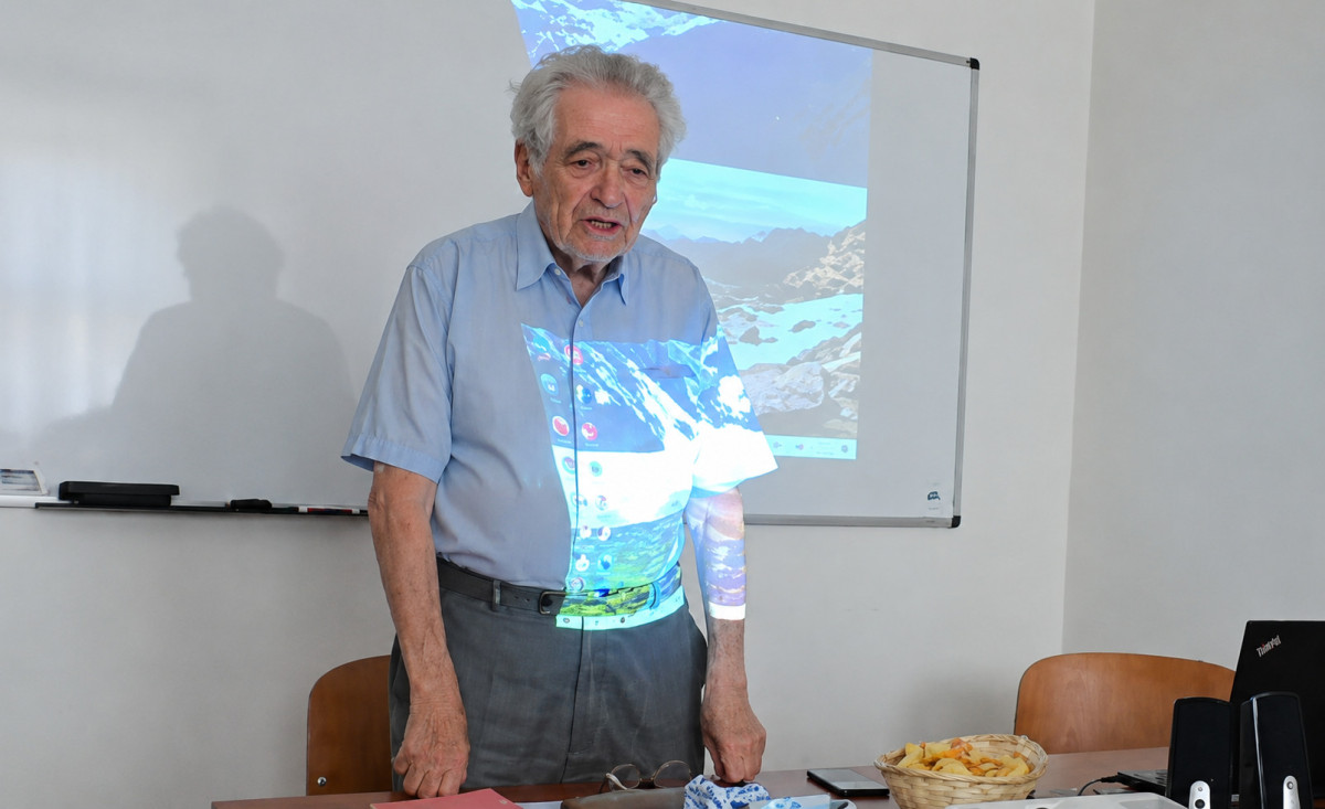dr. Wiener György politológus