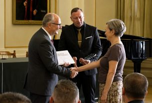 80 hajdú-bihari mentődolgozót díjaztak Debrecenben