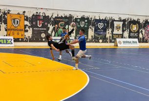 Krajnyák Zsolt ollózós gólja - DEAC Futsal