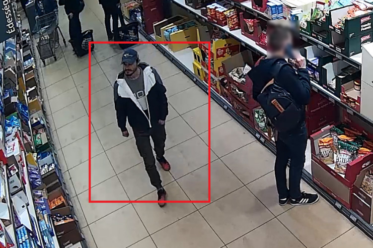 Tolvajt keresnek a debreceni rendőrök