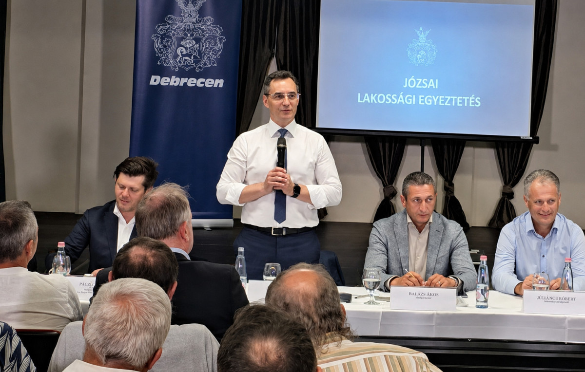 Papp László a józsai lakossági fórumon
