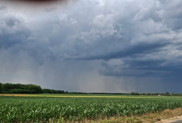 Zivatarfelhő - cumulonimbus