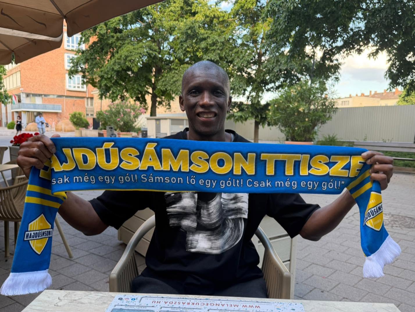 Ibrahima Sidibe 45 évesen a Hajdúsámson csapatába igazolt