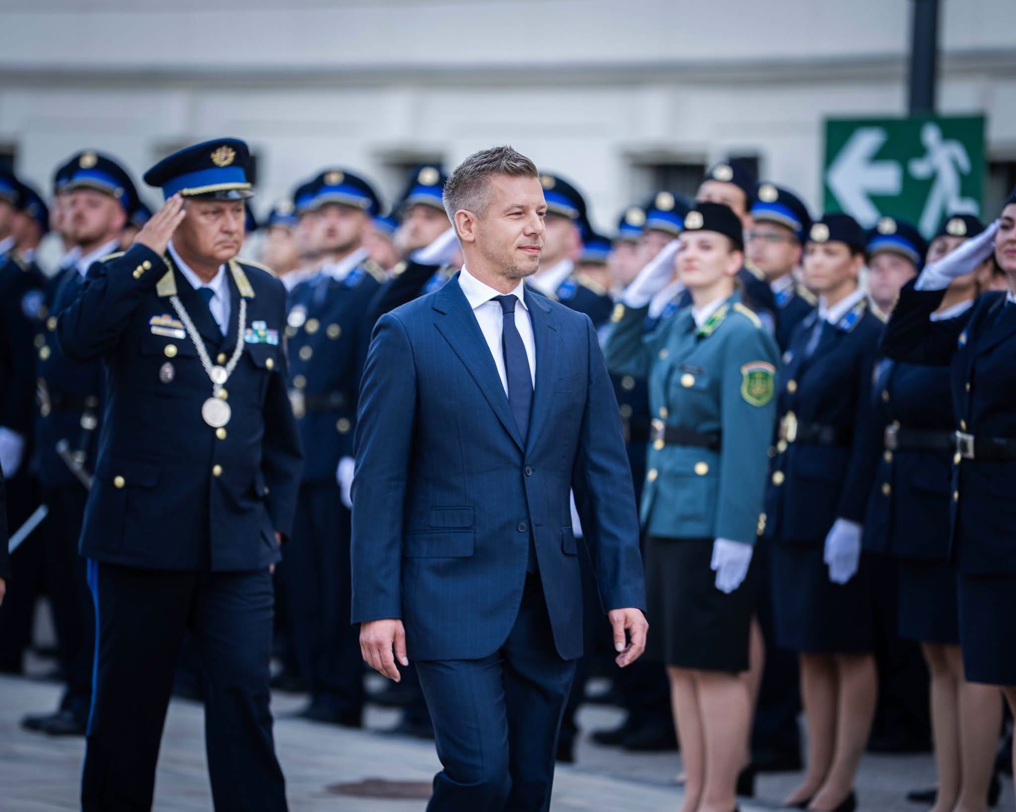 Magyar Péter büszke a Tisza-kormányra