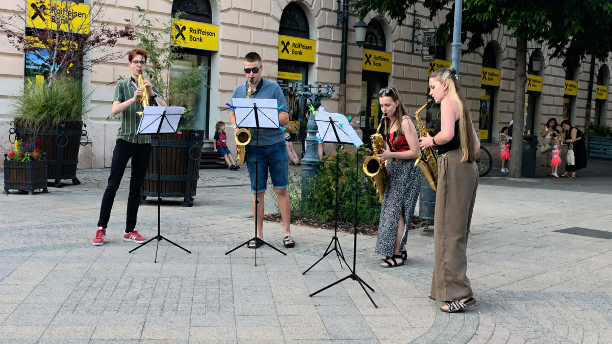 Itt a Belváros-Szeretem! programsorozat hétvégi kínálata