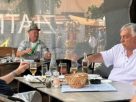 Sörrel és csevappal lazított Orbán Viktor a gucai trombitafesztiválon