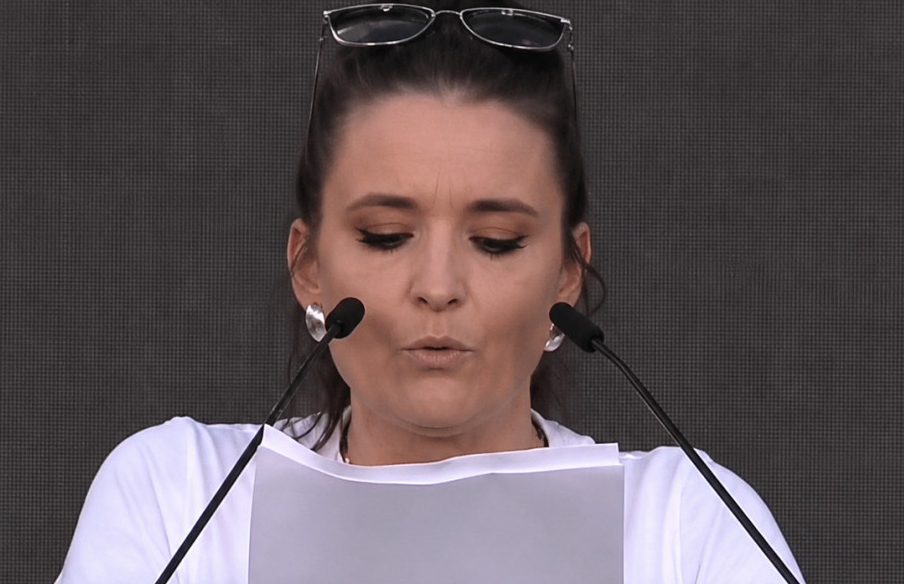 Tóth Elizabeth