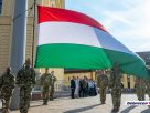 Zászlófelvonással kezdődött az ünnepi program Debrecenben