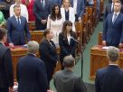 Unger Anna és Tasnády Katalin eskütétele