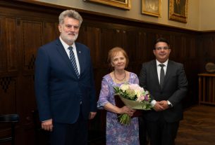 Berlász Melinda kapta a Weiner Leó-emlékdíjat