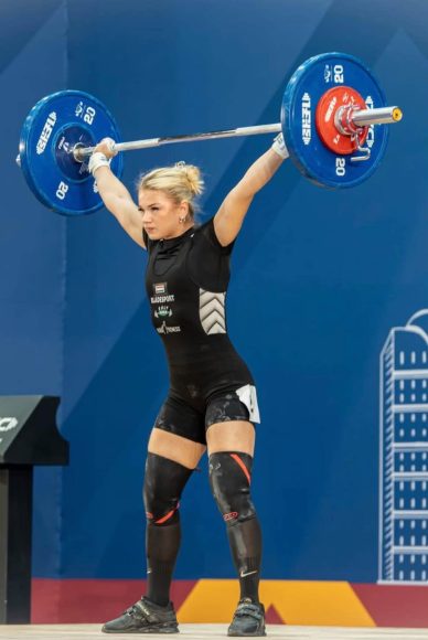 Kecskés Karina