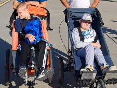 Mozgássérült fiatalok is részt vettek a debreceni reptérfutáson