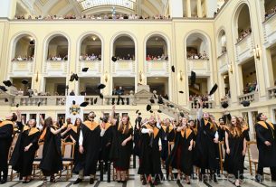 Orvosdoktorokat avattak a Debreceni Egyetemen