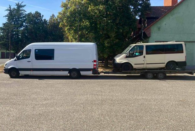 Elképesztő, hogyan szállította a rakományát a román sofőr Biharkeresztesnél
