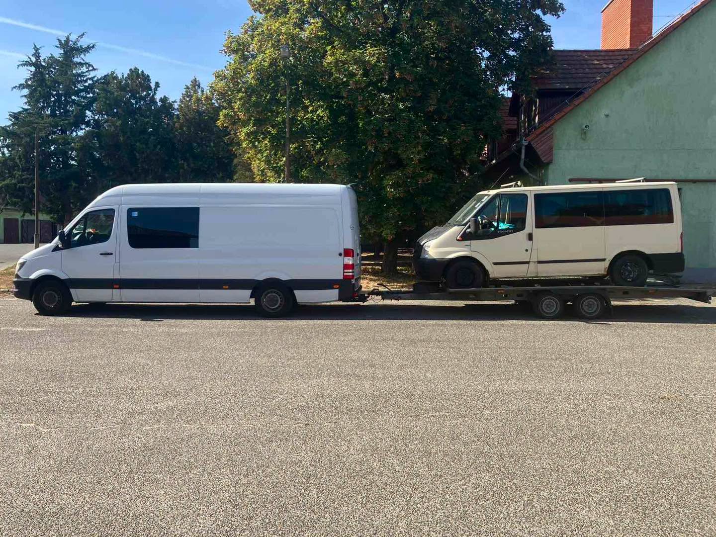 Elképesztő, hogyan szállította a rakományát a román sofőr Biharkeresztesnél
