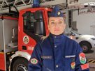 Ajtó gyulladt ki egy debreceni társasház nyolcadik emeletén, a Derék utcában