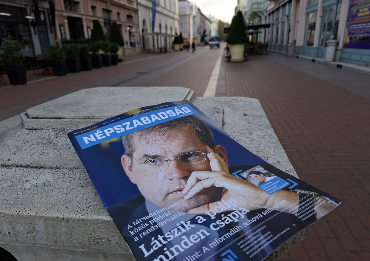 Nyomtatott formában is újraindult a Népszabadság