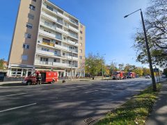 Tűz Debrecenben, a Nagy Lajos király téren